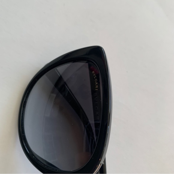 Bulgari Sunglasses excellent condition - Picture 2 of 5